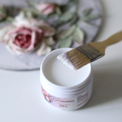 Лак и патина